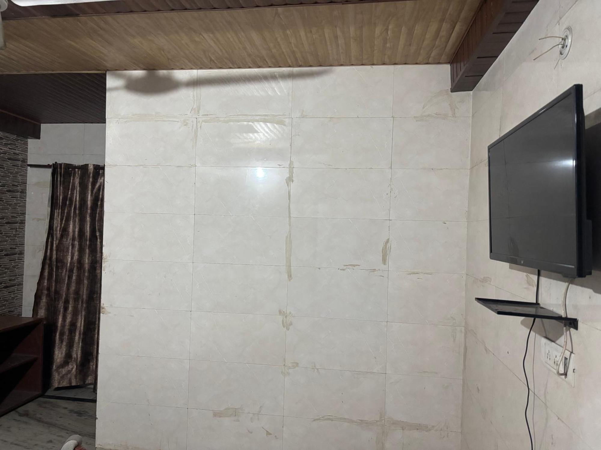 Sgh Guest House Mathura Exterior photo